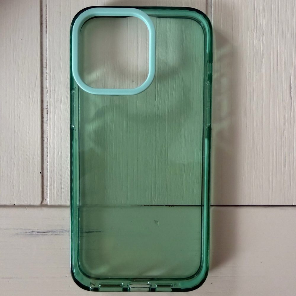 iPhone 15 Pro Max Green Phone Case